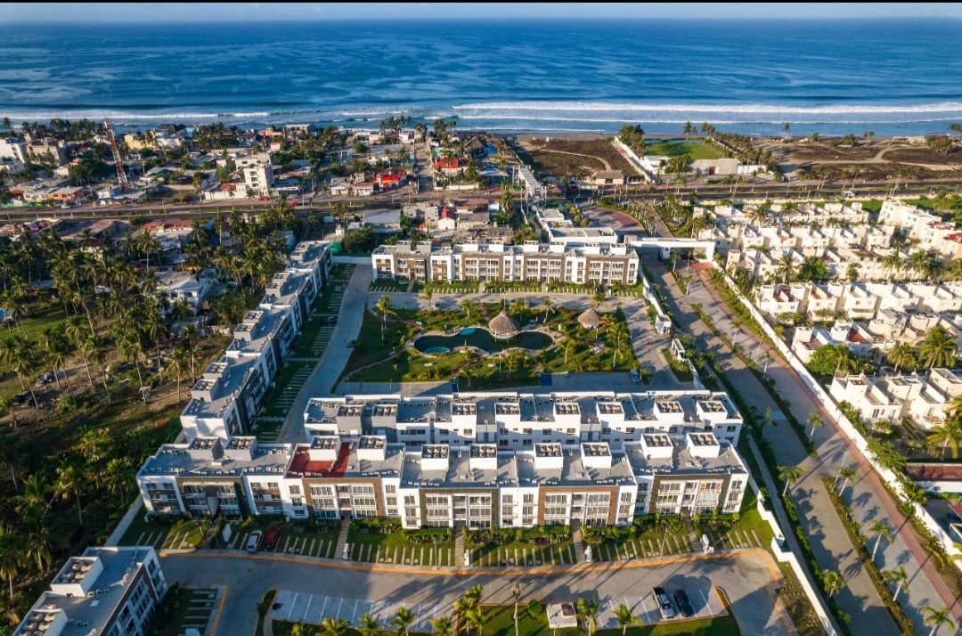 Vista aérea de Residencial Dream Diamante cerca del mar